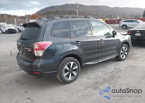 2017 Subaru Forester 2.5I Premium из США, поврежденный, VIN JF2SJADC9HH467786